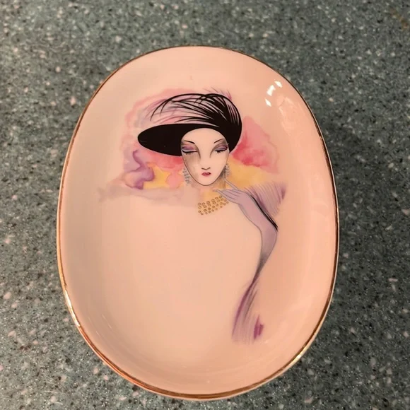 Vintage Fine Porcelain La Femme by Shafford trinket dish - Picture 1 of 6